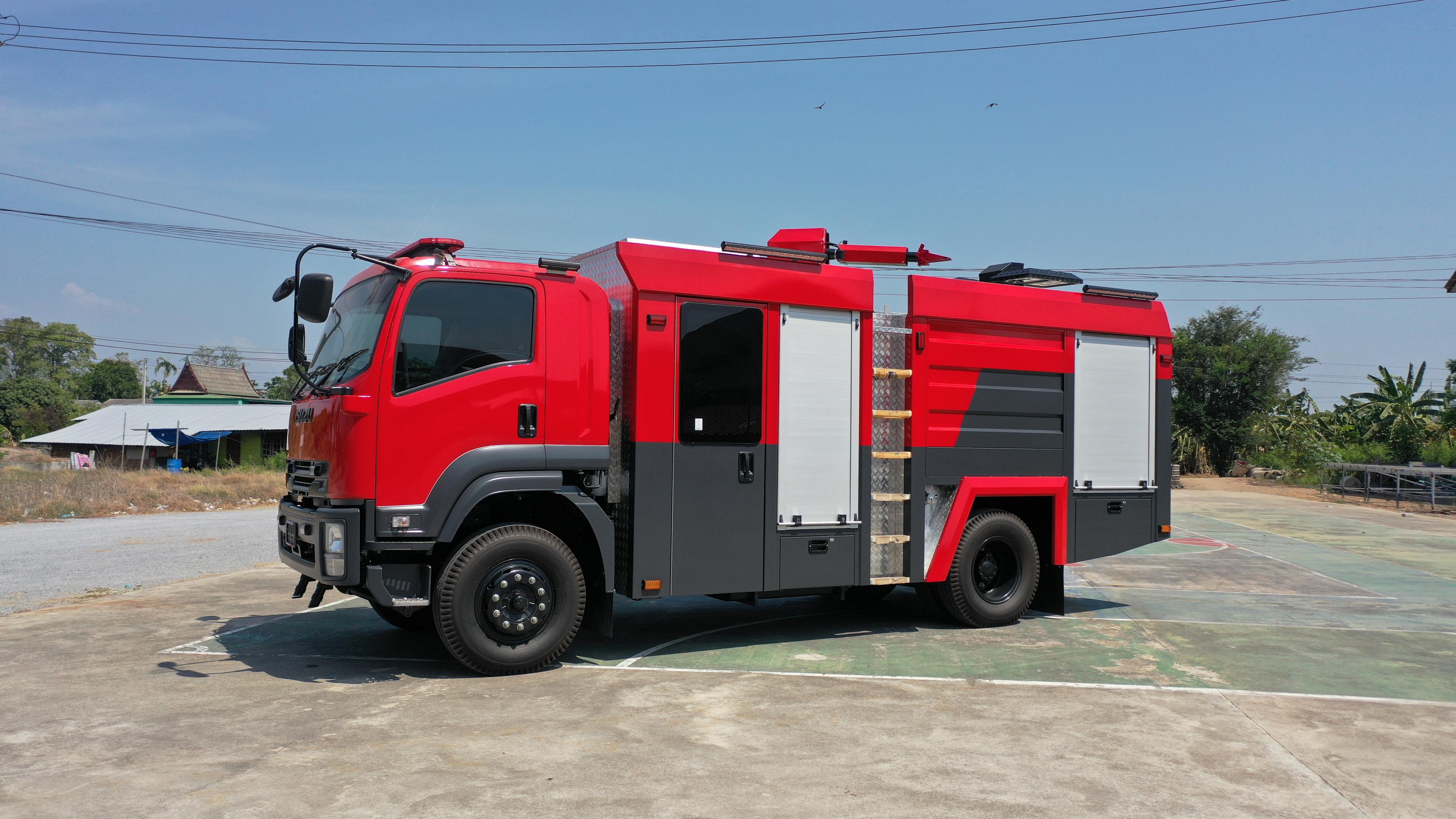 FT EX M (Fire Fighting Extra Medium Vehicle)